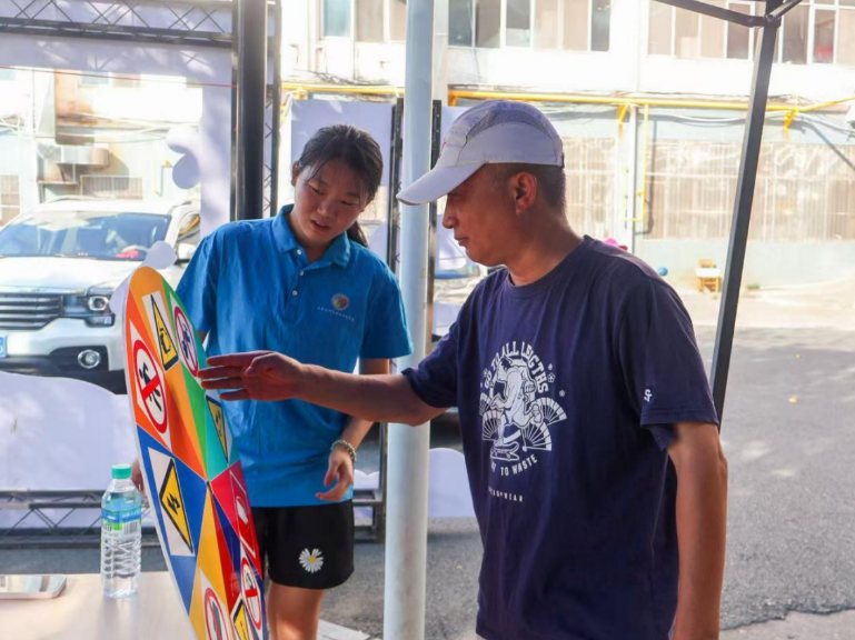 解锁“Campus Walk”，91暗网
迎新“闯关”玩转安全健康知识