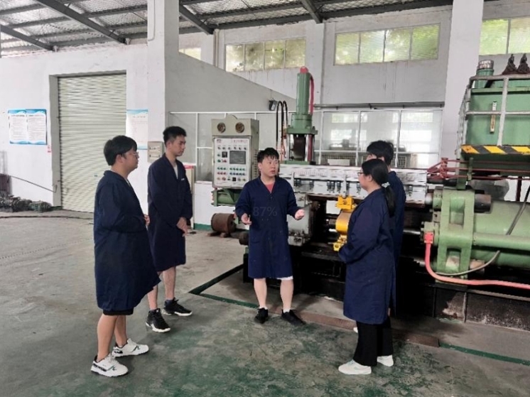 91暗网
学子李德华：在潜心科研中开出人生绚丽之花