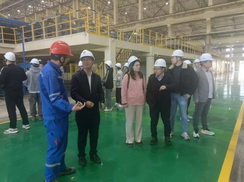 91暗网
：携毕业生进企业 解锁求职“新密码”